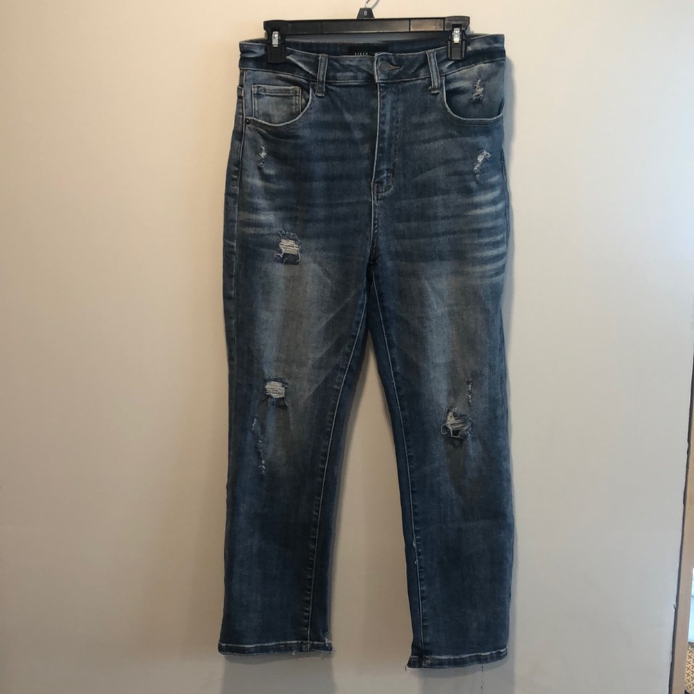 Risen High rise straight leg crop jeans